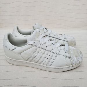 Adidas Womens Original Superstar Leather Velvet Toe OffWhite Beige CG6010 Sz 6.5